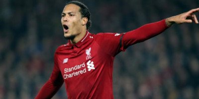 CR7 dan Messi Minggir, Van Dijk Pemain Terbaik Eropa! thumbnail